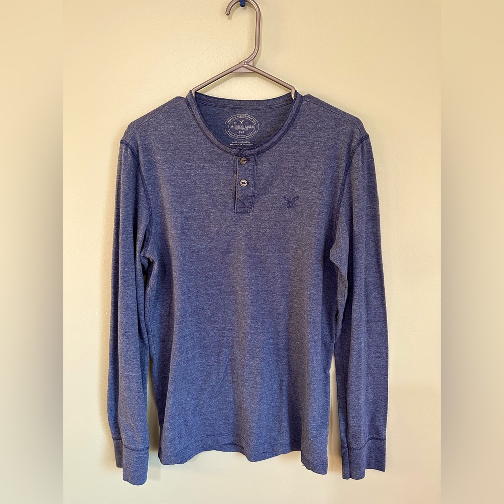 Blue Long Sleeve American Eagle half button up.